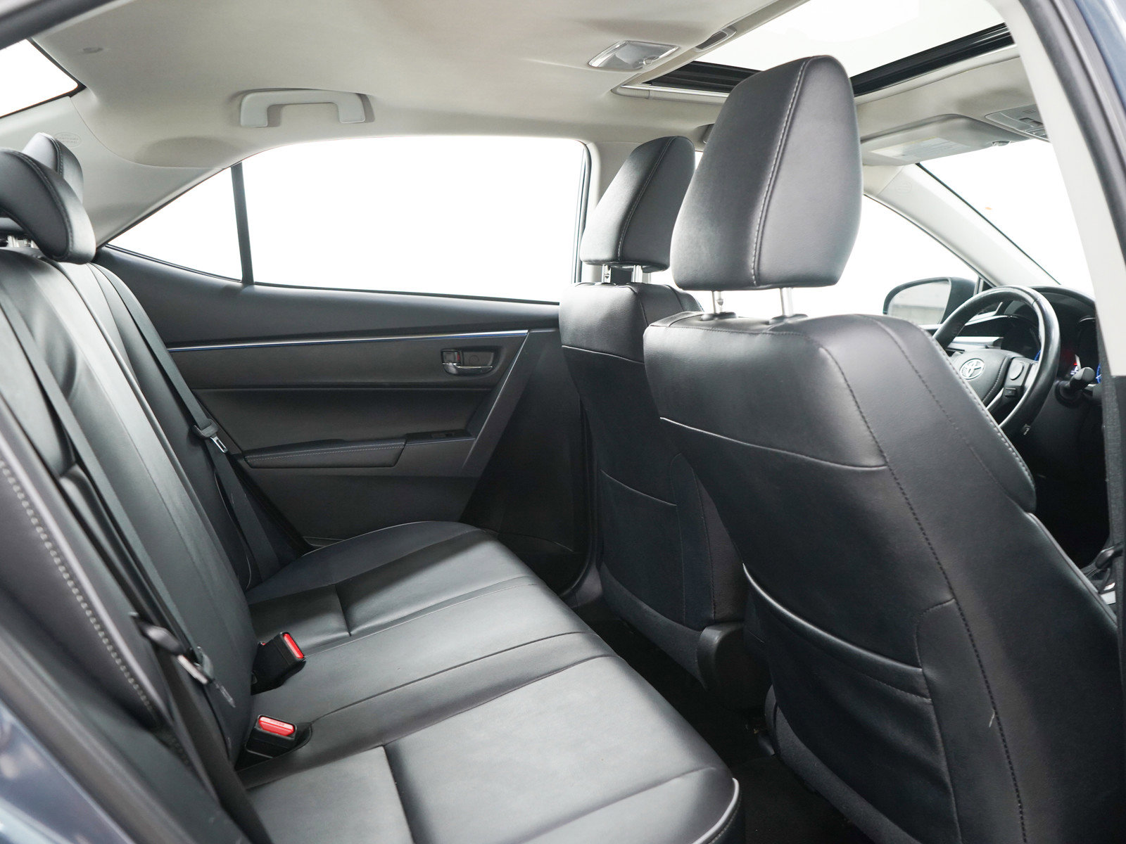 Used 2014 Toyota Corolla S Premium w/ Driver Convenience Package FWD image 11