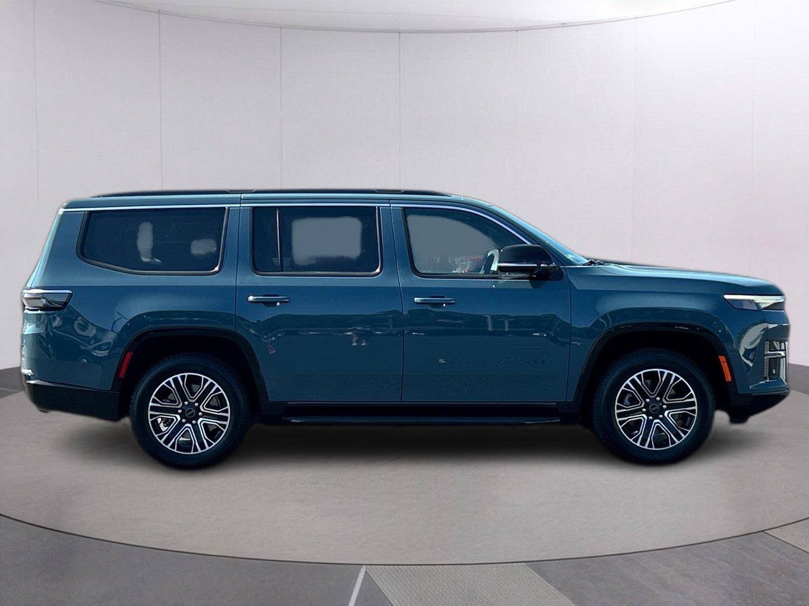 New 2026 Jeep Grand Wagoneer 2WD image 8
