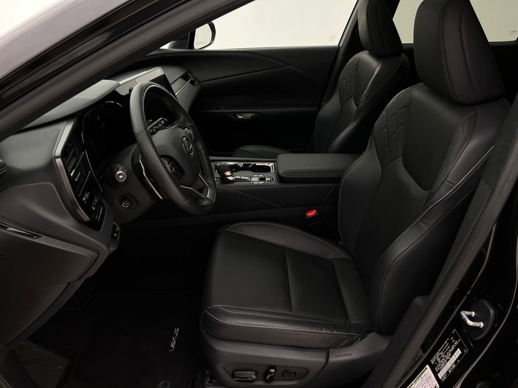 Used 2023 Lexus RX 350 Premium w/ Accessory Package (Z1) image 11