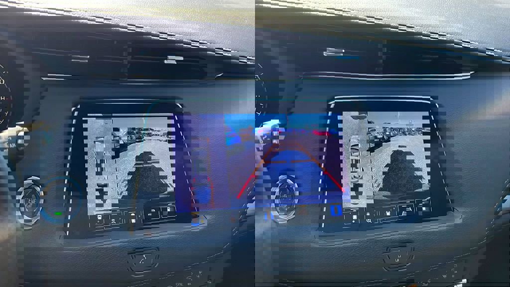 Used 2023 Cadillac XT4 Premium Luxury w/ Enhanced Visibility Package image 31