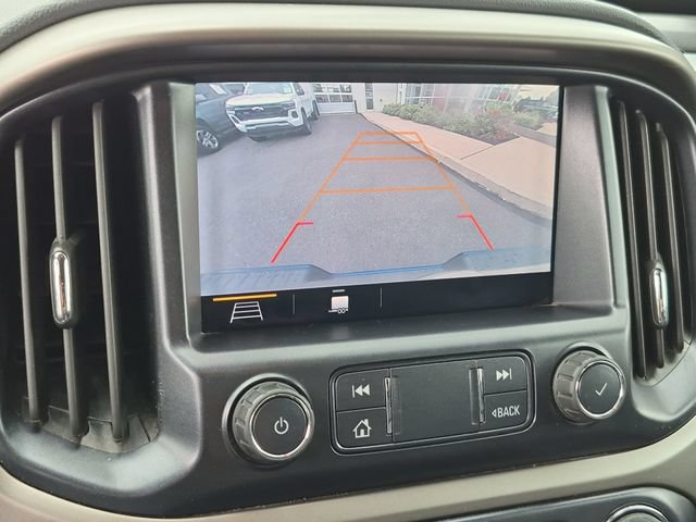 Used 2019 Chevrolet Colorado Z71 AWD/4WD image 17