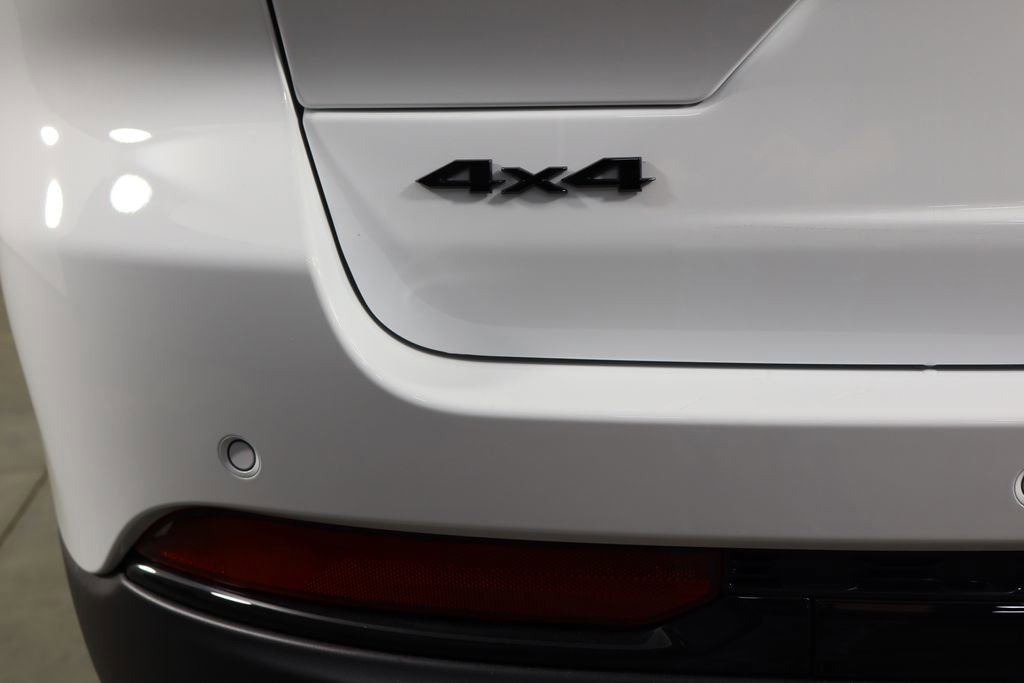 New 2025 Jeep Grand Cherokee Limited image 42