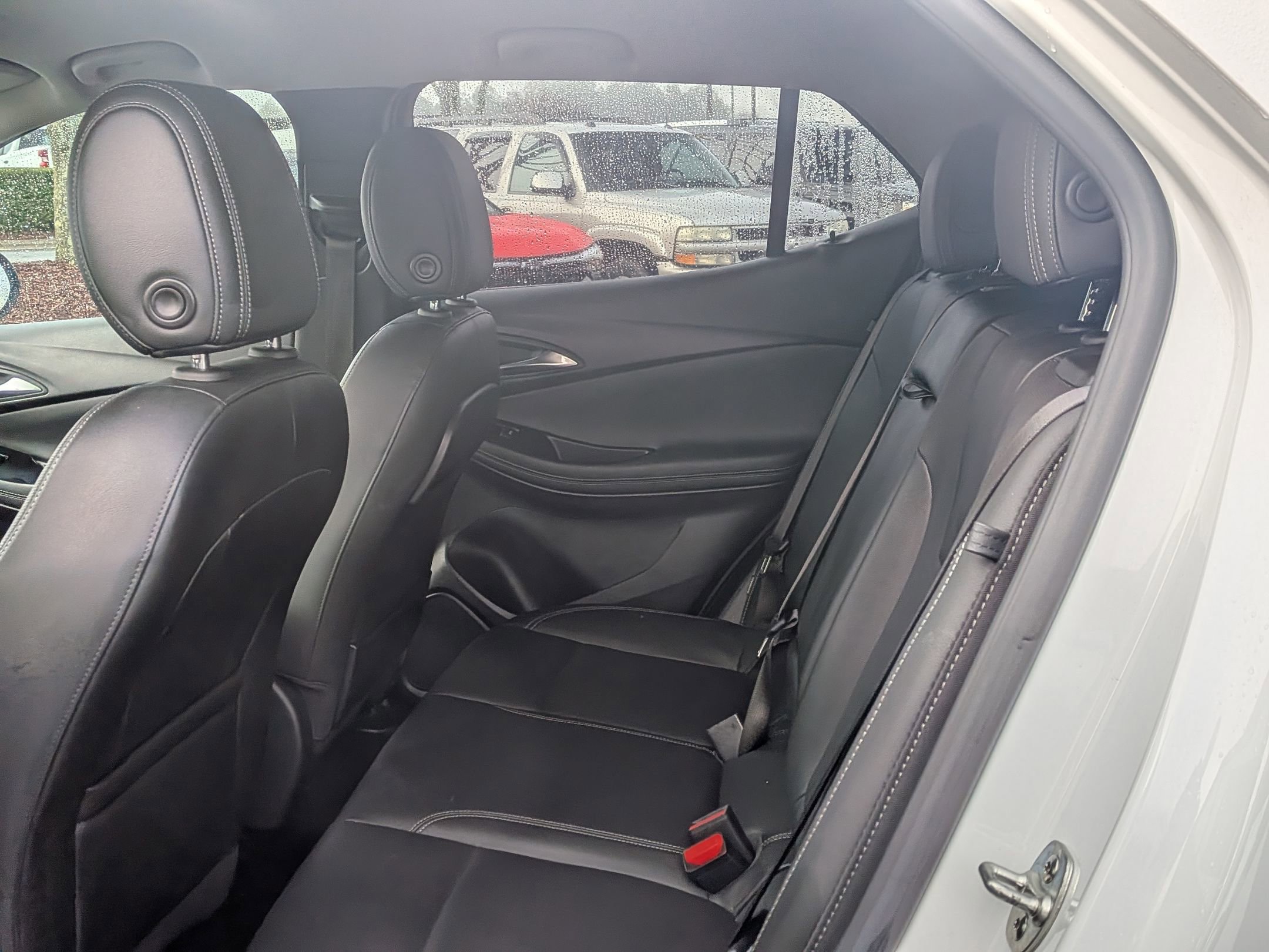 Used 2024 Buick Encore GX Sport Touring w/ Comfort Package image 32