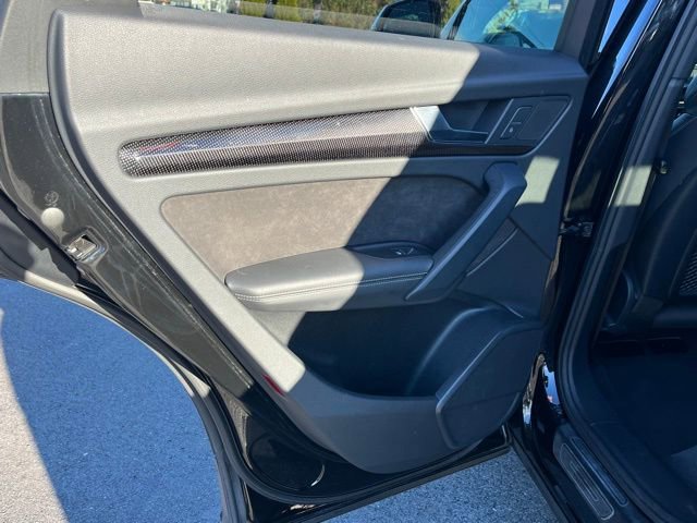 Used 2019 Audi SQ5 Premium Plus w/ Premium Plus Package image 16