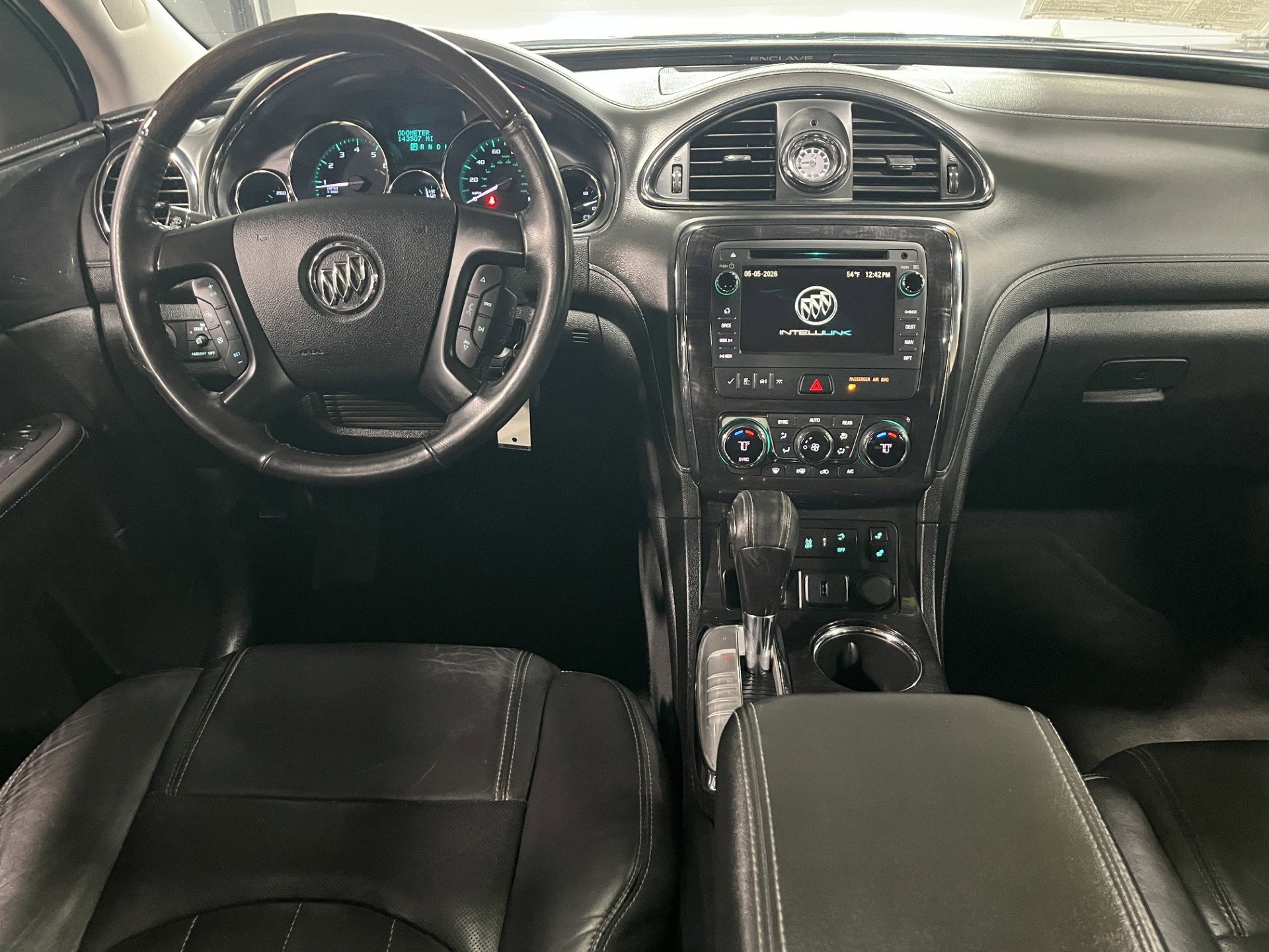Used 2016 Buick Enclave Leather AWD/4WD image 10