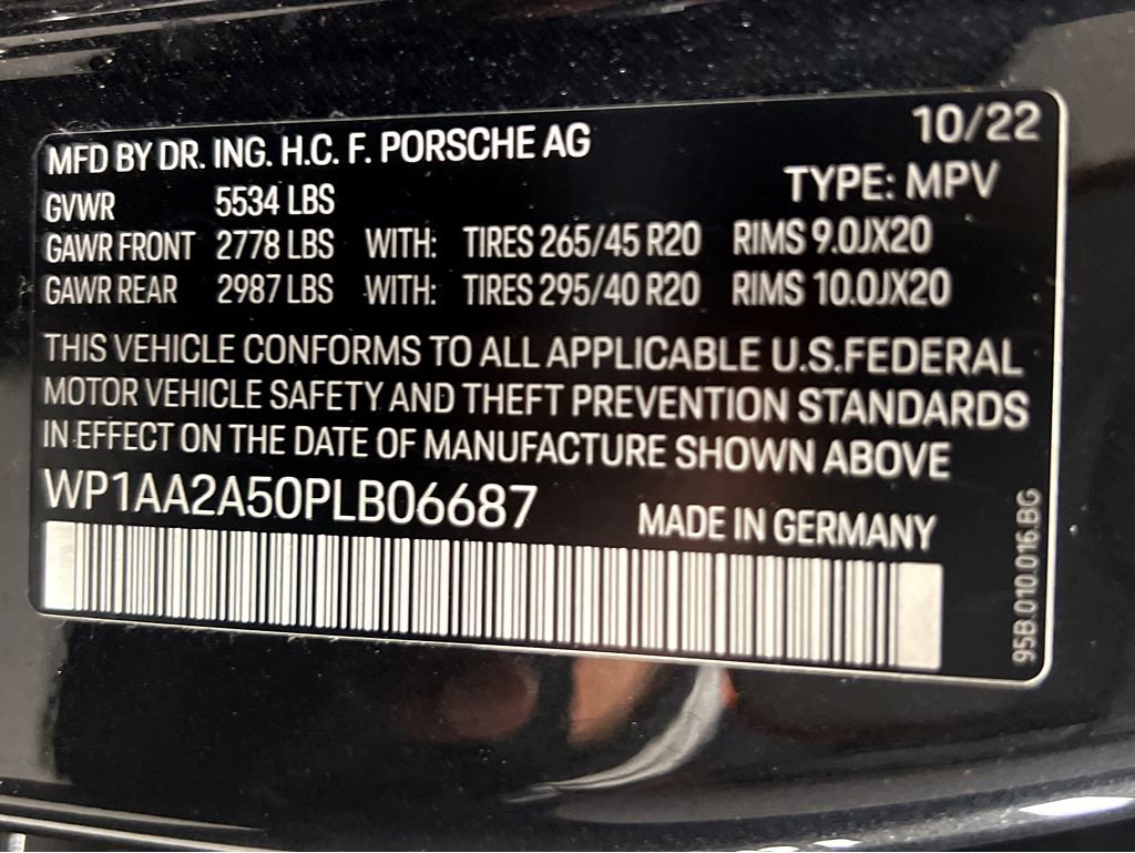 Used 2023 Porsche Macan image 27