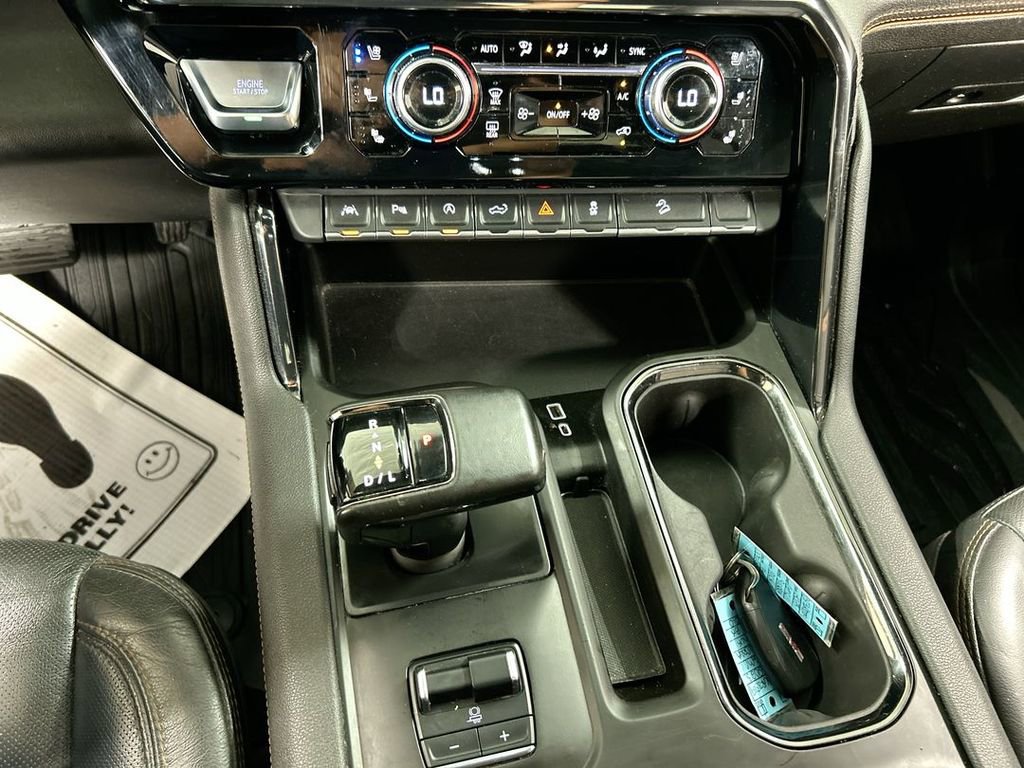 Used 2023 GMC Sierra 1500 AT4 image 17