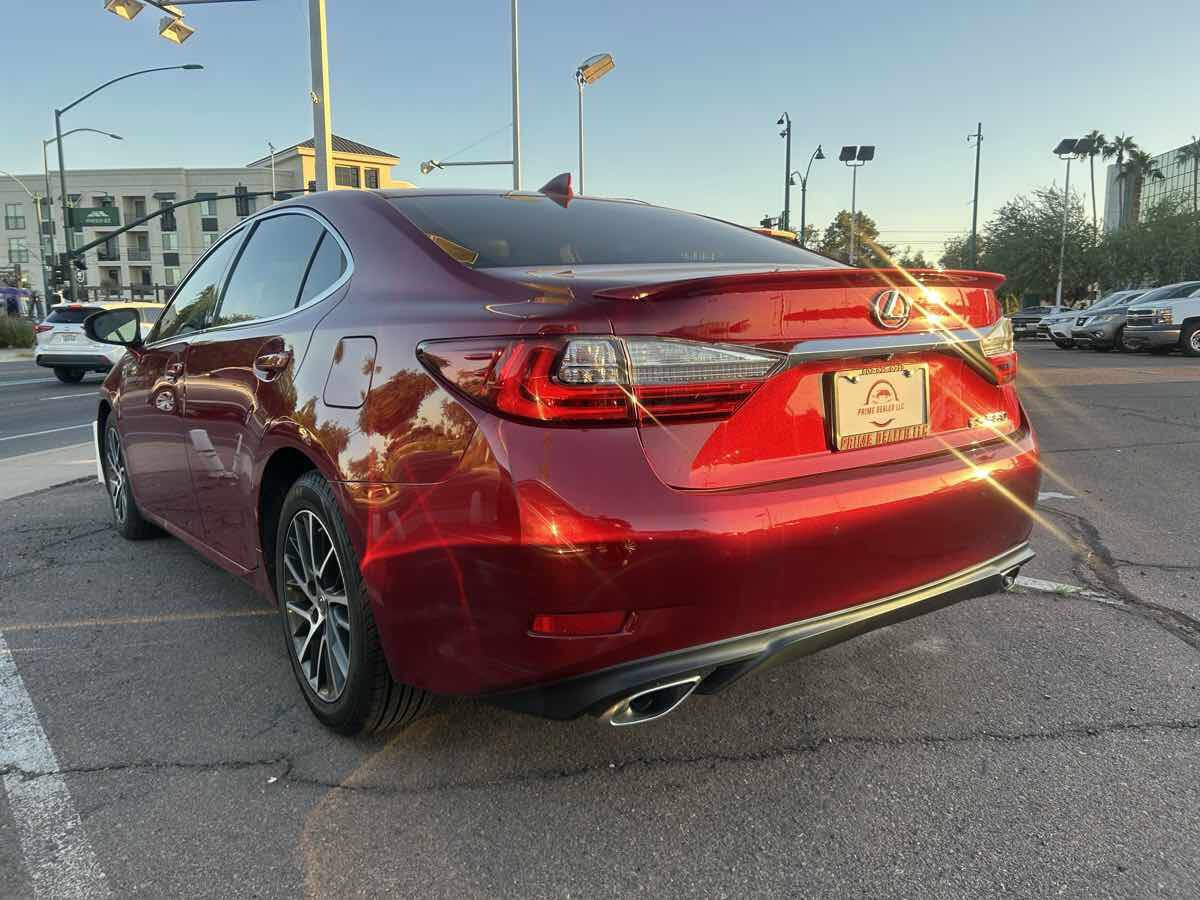 Used 2016 Lexus ES 350 image 5