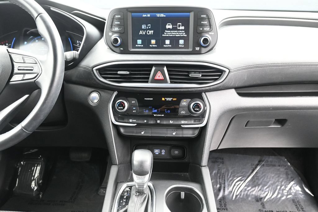 Used 2019 Hyundai Santa Fe SEL FWD image 15