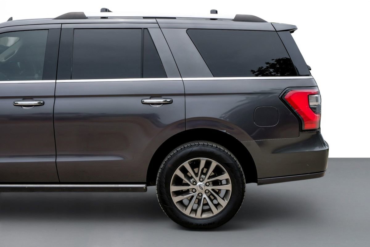 Used 2018 Ford Expedition Limited AWD/4WD image 11