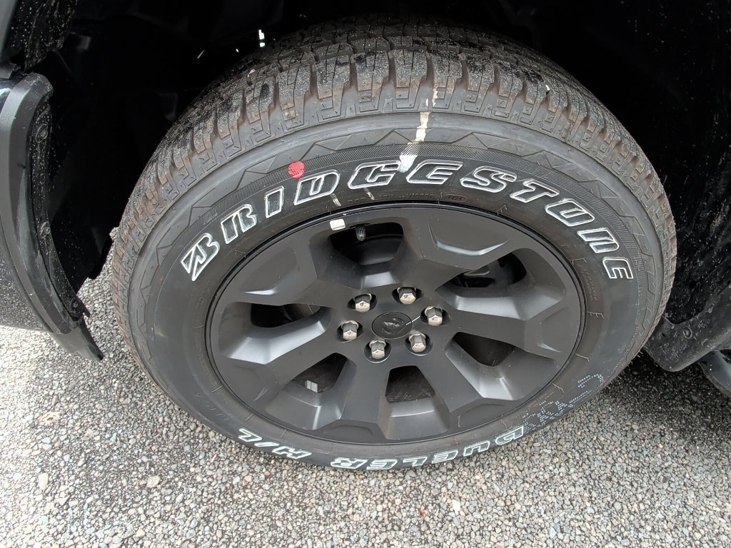 New 2026 RAM 1500 Express AWD/4WD image 10