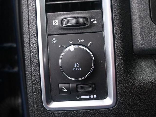 Used 2020 RAM 1500 Classic Warlock AWD/4WD image 8