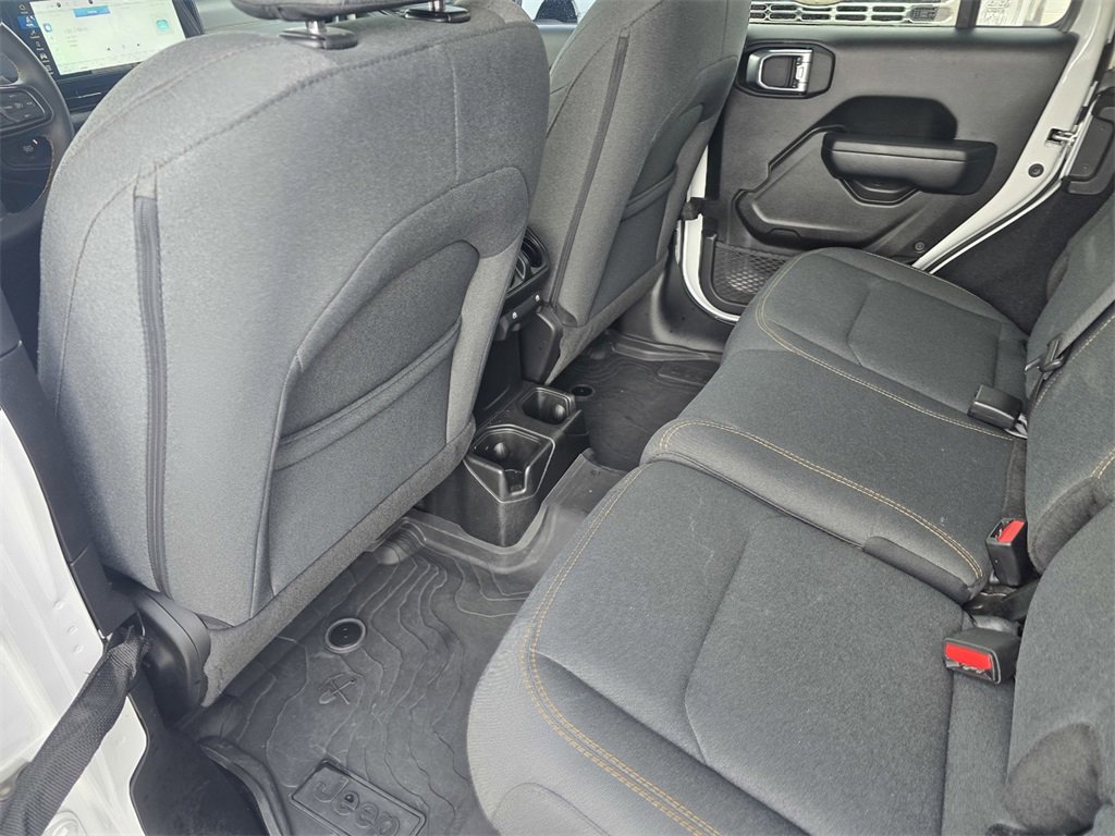 Used 2024 Jeep Wrangler Sport S image 12