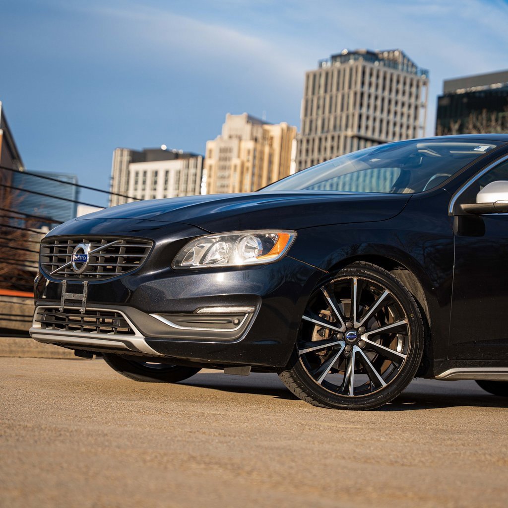 Used 2016 Volvo S60 T5 Premier w/ Convenience Package image 2
