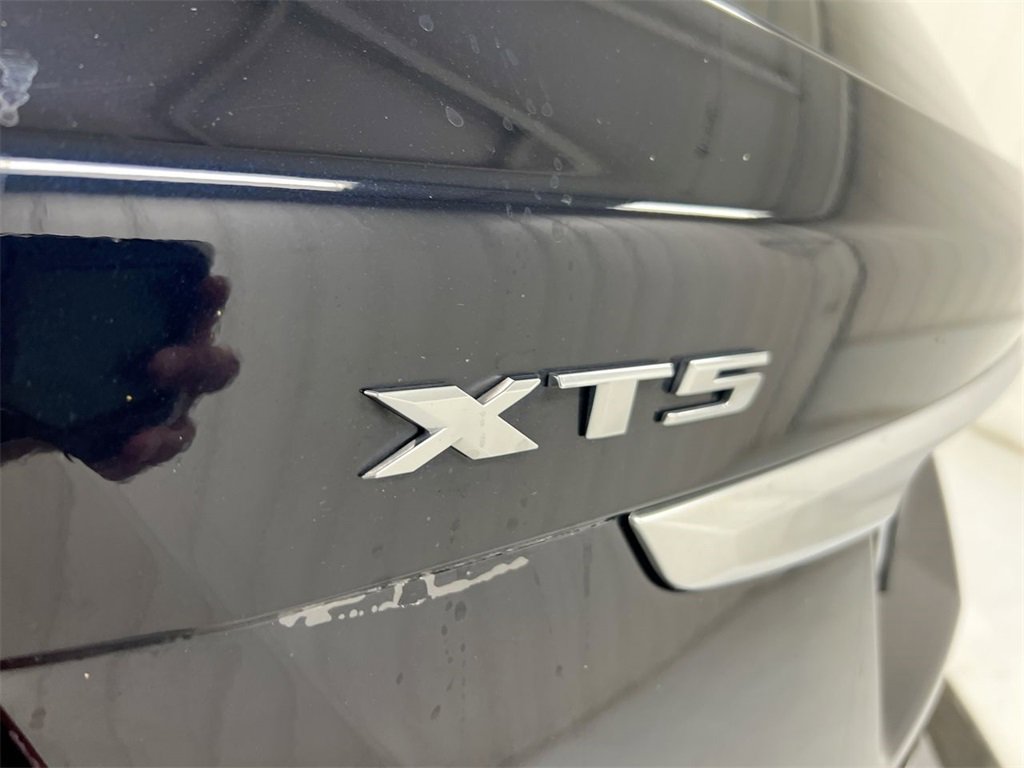 Used 2022 Cadillac XT5 Premium Luxury image 28