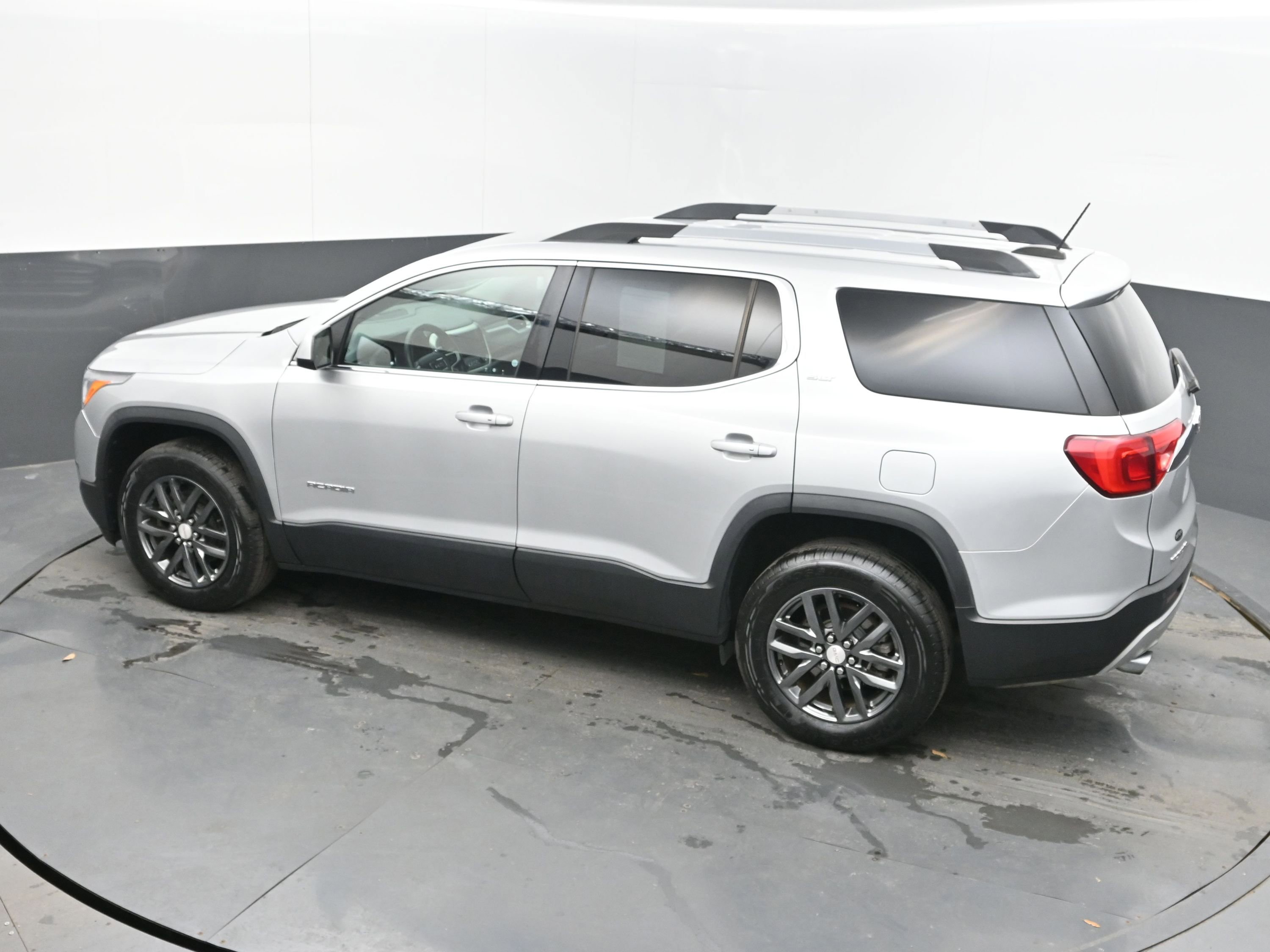Used 2019 GMC Acadia SLT image 35