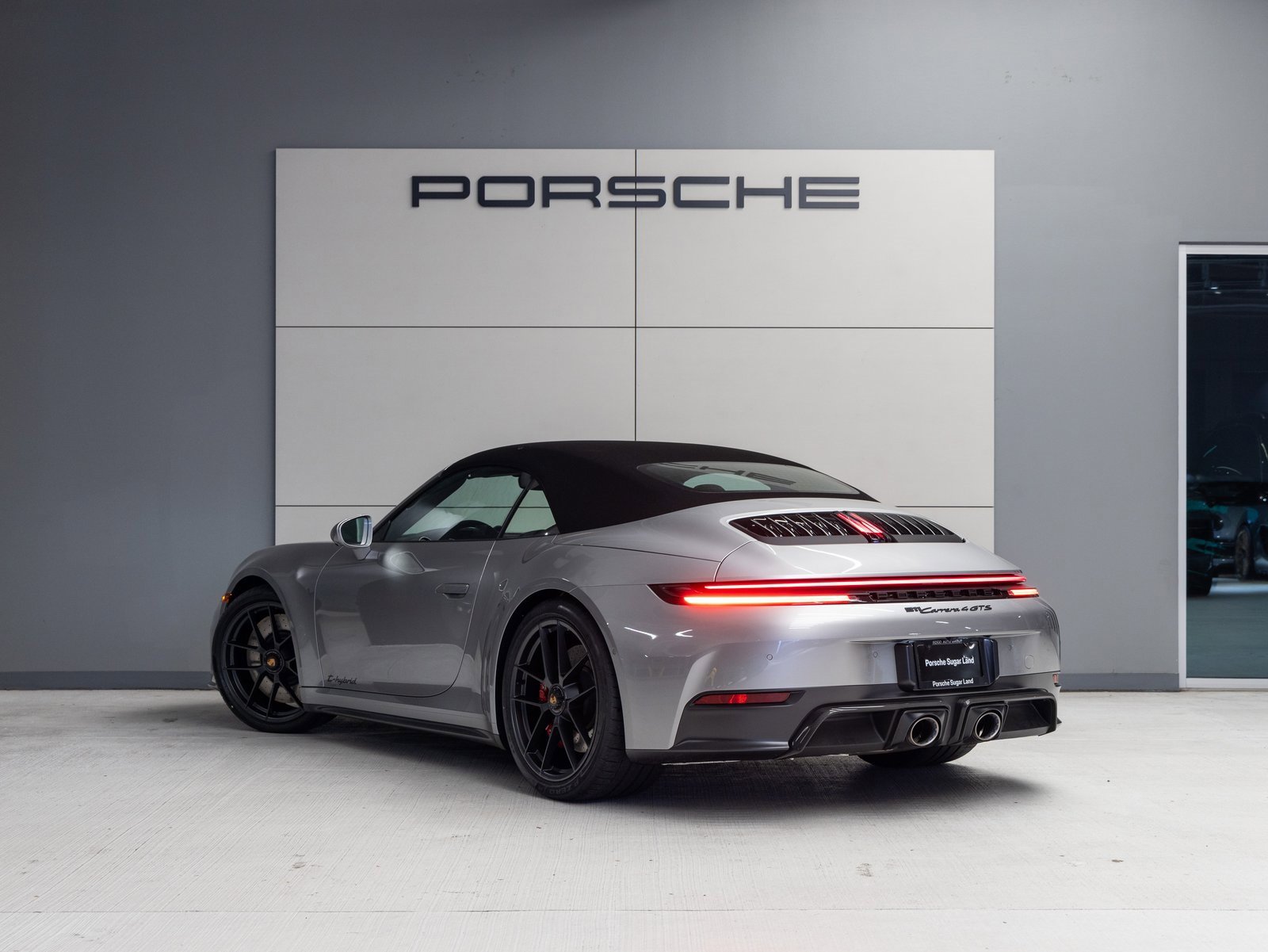 New 2026 Porsche 911 Carrera 4 GTS image 3