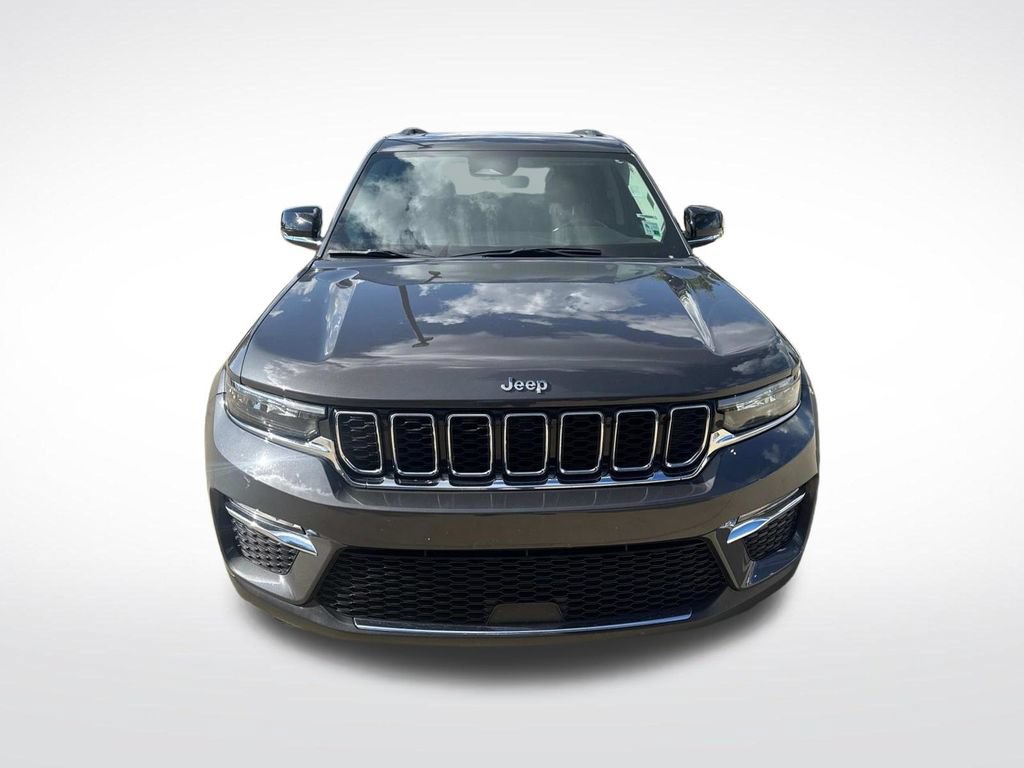 Used 2022 Jeep Grand Cherokee Limited RWD image 2