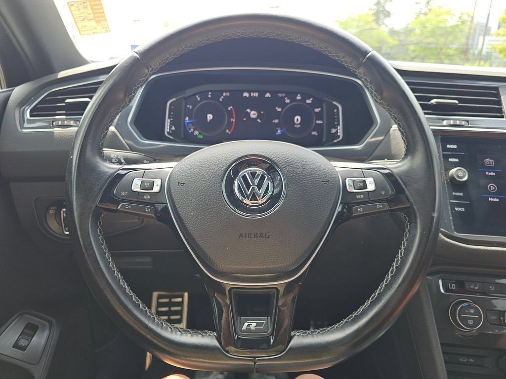 Used 2021 Volkswagen Tiguan SEL Premium R-Line w/ 3rd Row Seat Package AWD/4WD image 26