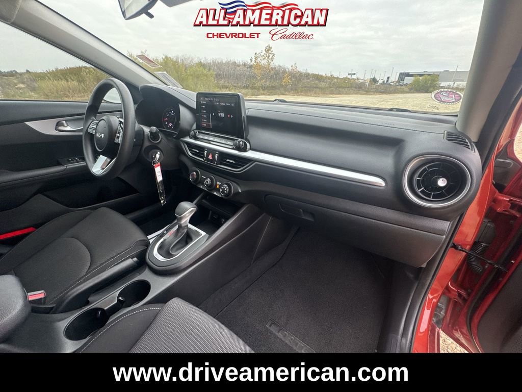 Used 2023 Kia Forte LXS w/ LXS Technology Package image 28
