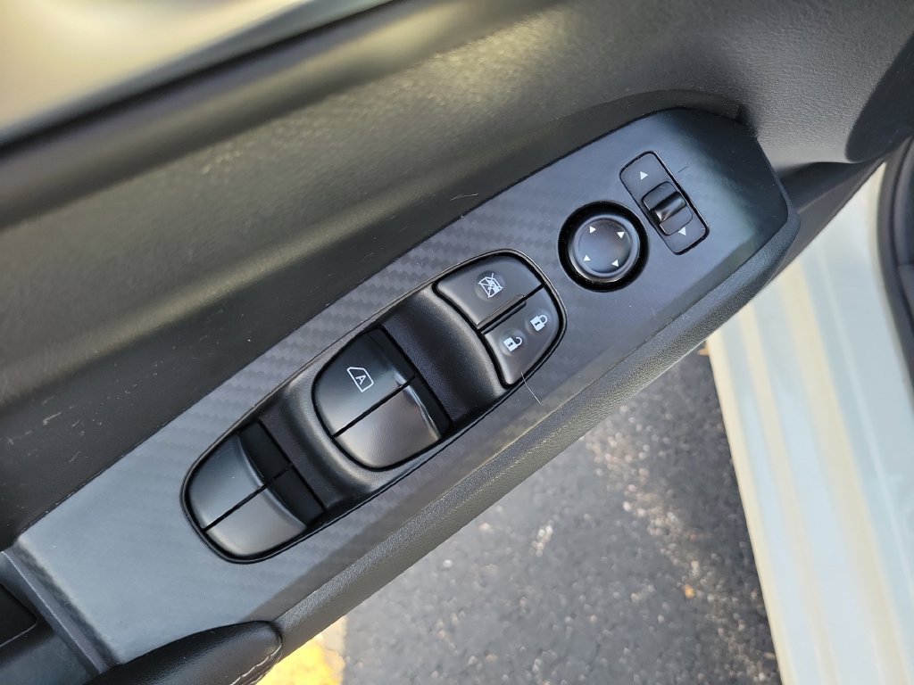 Used 2024 Nissan Altima 2.5 SV FWD image 22