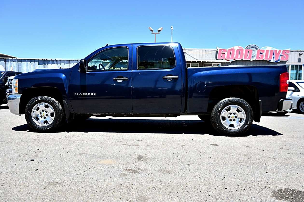 Used 2012 Chevrolet Silverado 1500 LT w/ All-Star Edition RWD image 4