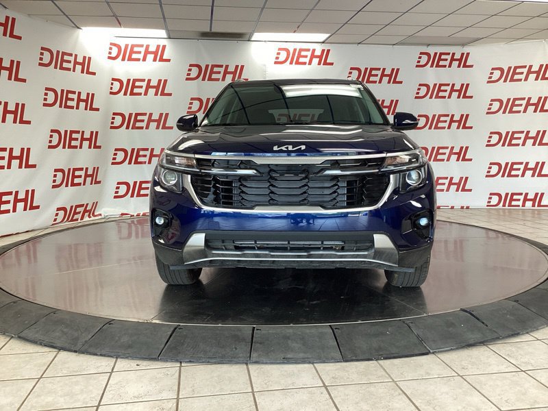 New 2026 Kia Seltos EX AWD/4WD image 2