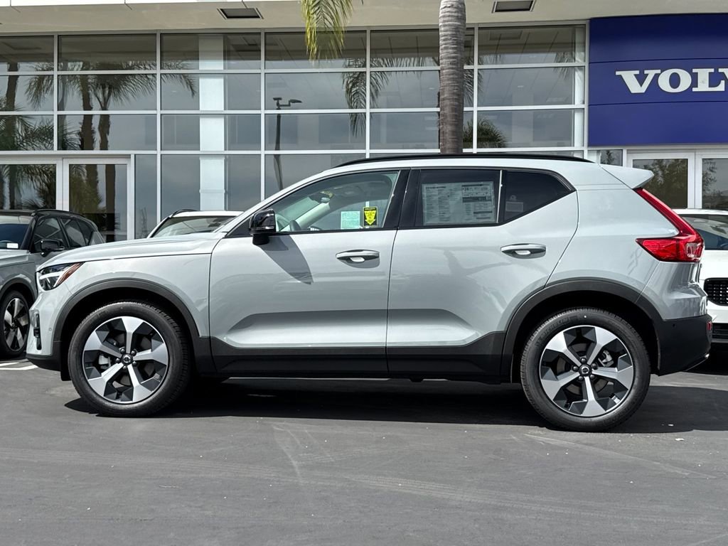 New 2026 Volvo XC40 B5 Plus w/ Protection Package Premier image 2