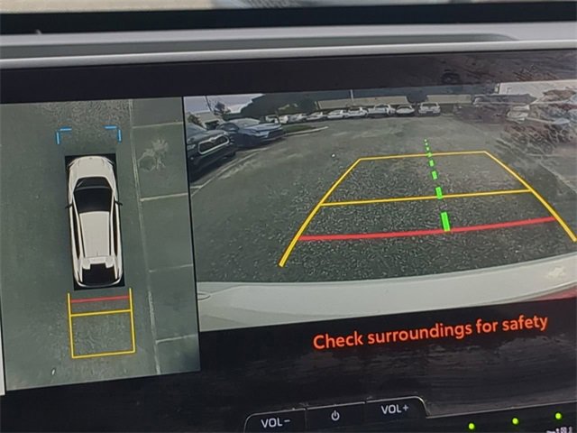 Used 2024 Toyota bZ4X Limited image 21