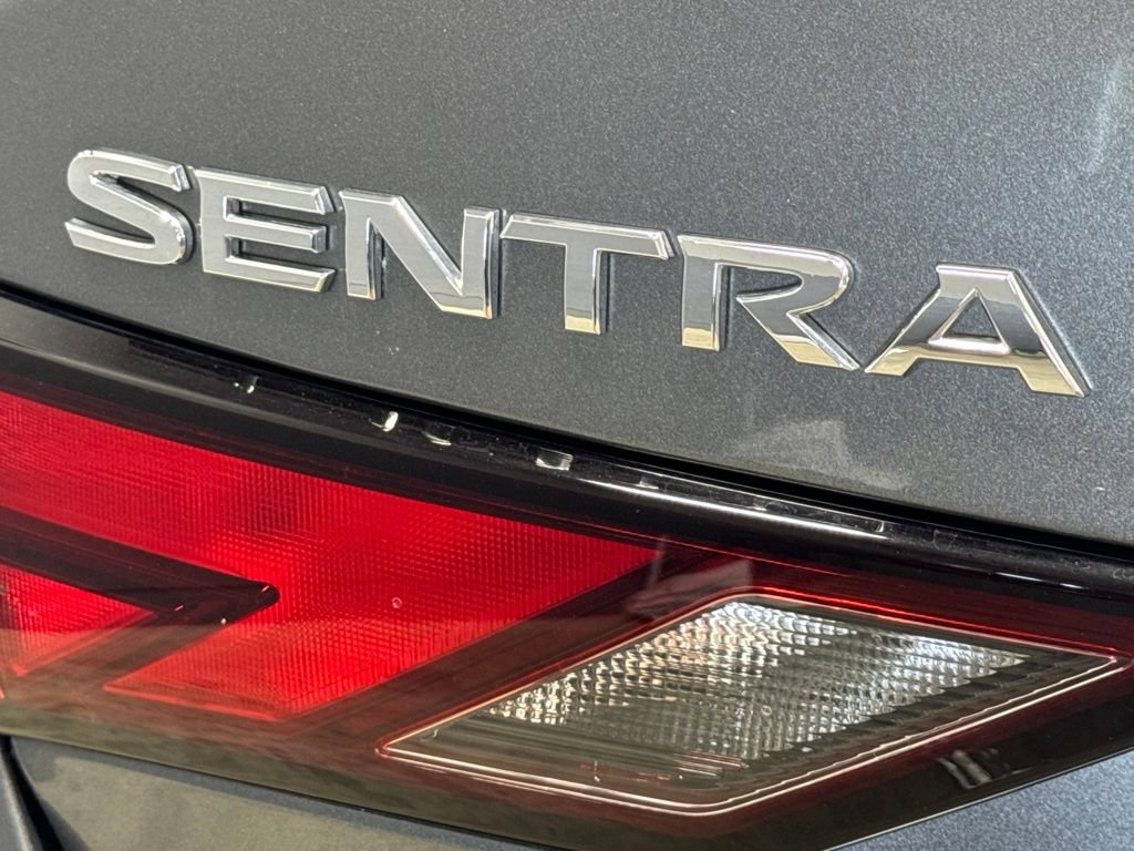 Used 2020 Nissan Sentra SV w/ SV Premium Package FWD image 21