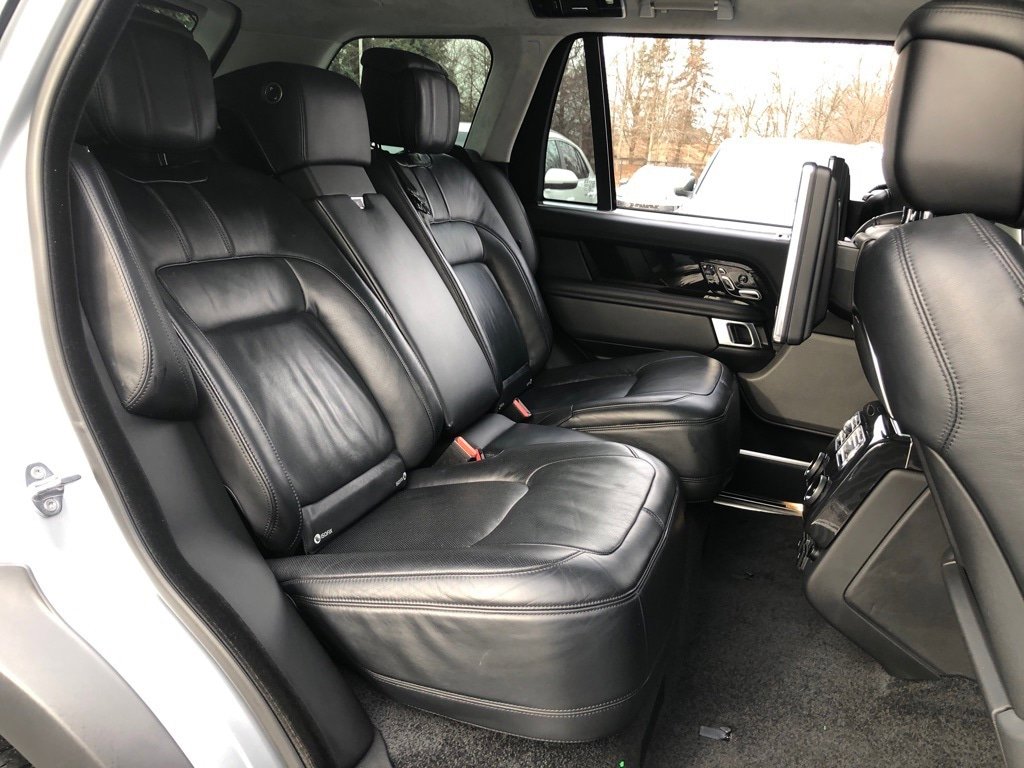 Used 2019 Land Rover Range Rover Long Wheelbase Autobiography image 39