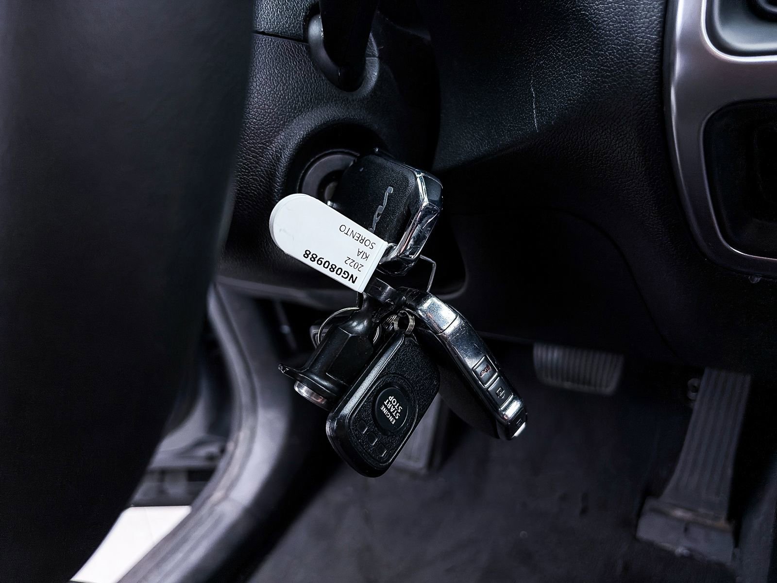 Used 2022 Kia Sorento LX image 24