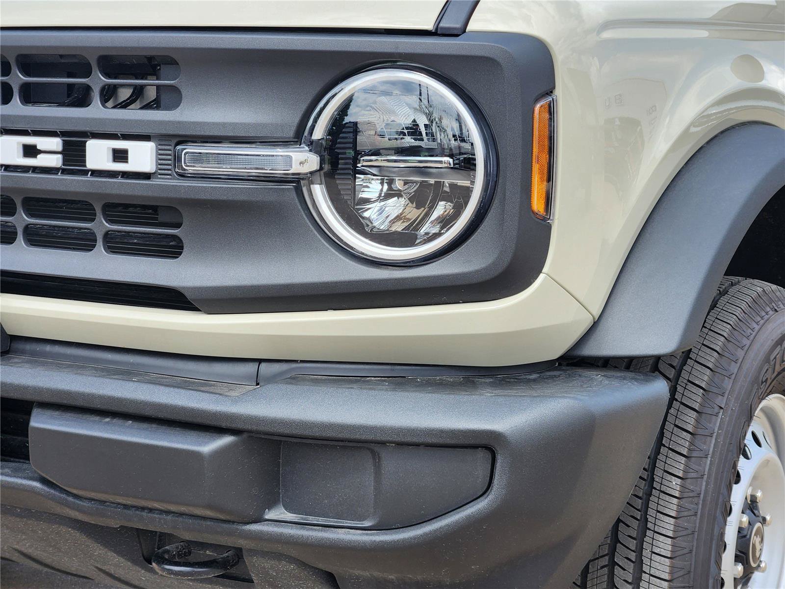 New 2025 Ford Bronco 4-Door AWD/4WD image 5