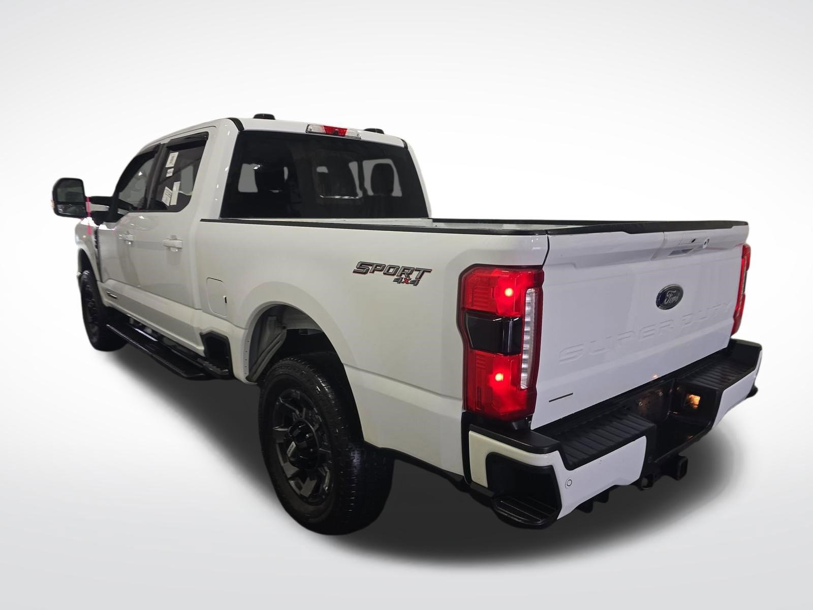 Used 2023 Ford F250 Lariat w/ Sport Appearance Package AWD/4WD image 6