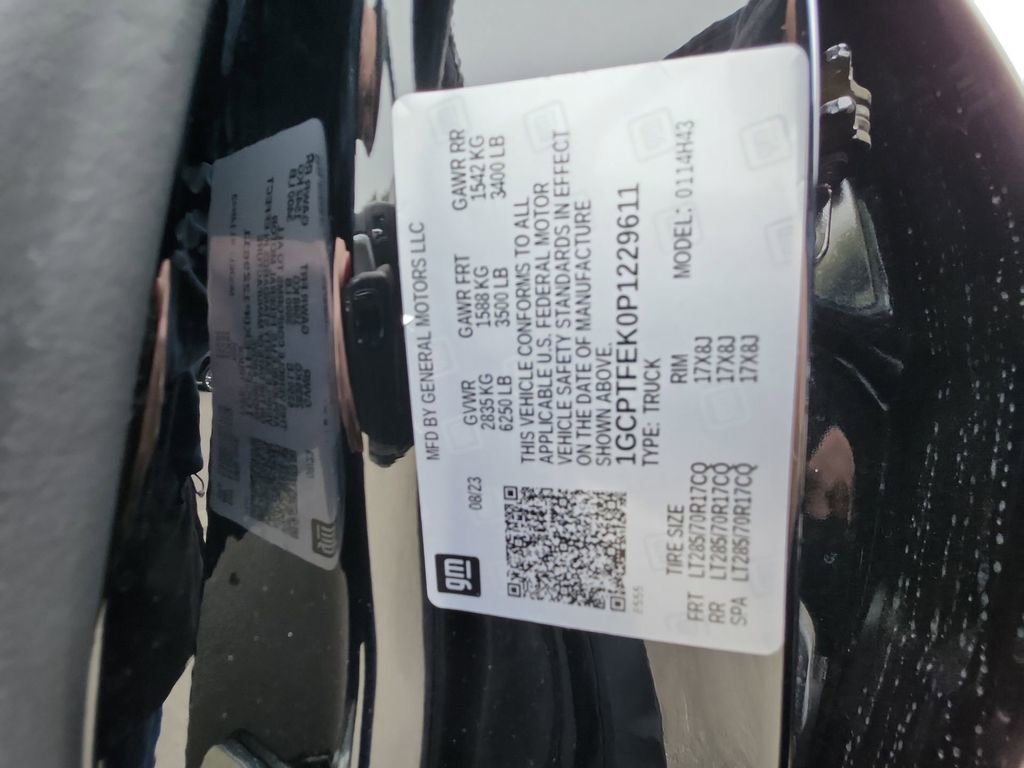 Certified 2023 Chevrolet Colorado ZR2 w/ ZR2 Convenience Package III image 37