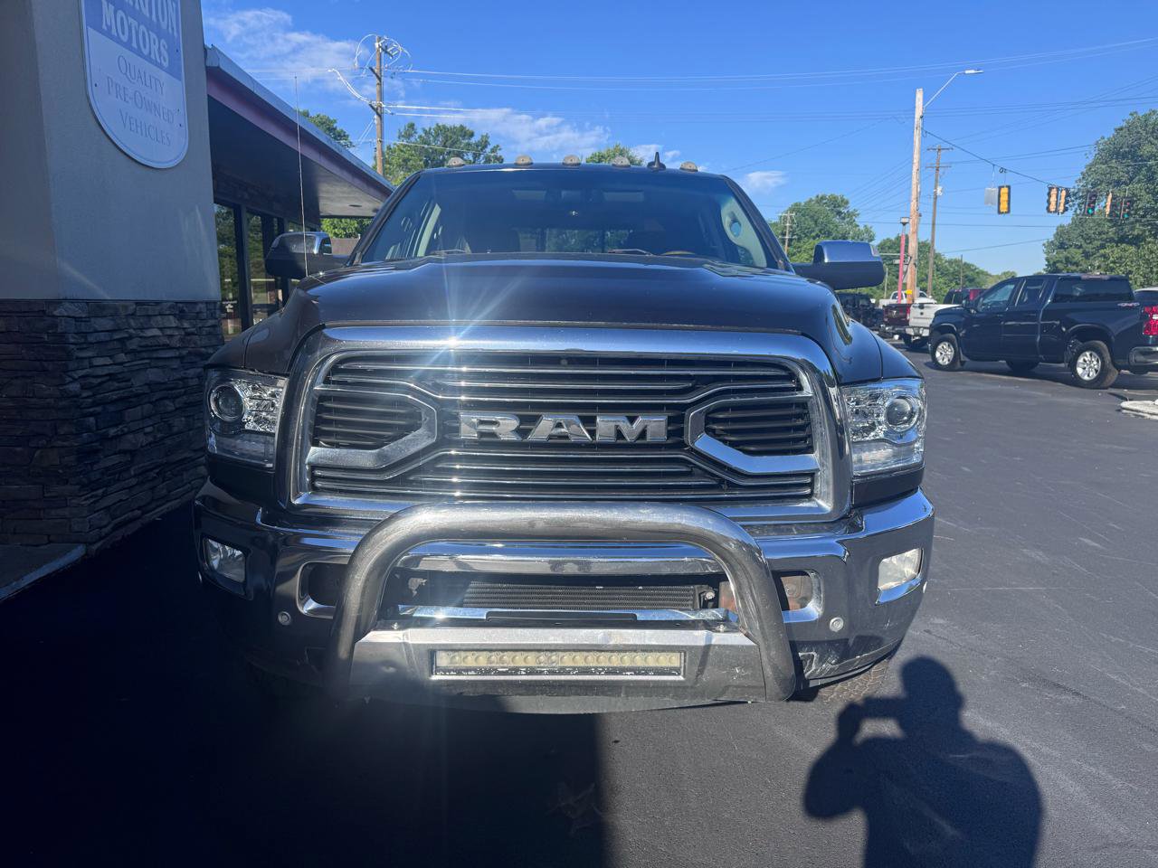 Used 2018 RAM 3500 Laramie Longhorn AWD/4WD image 7