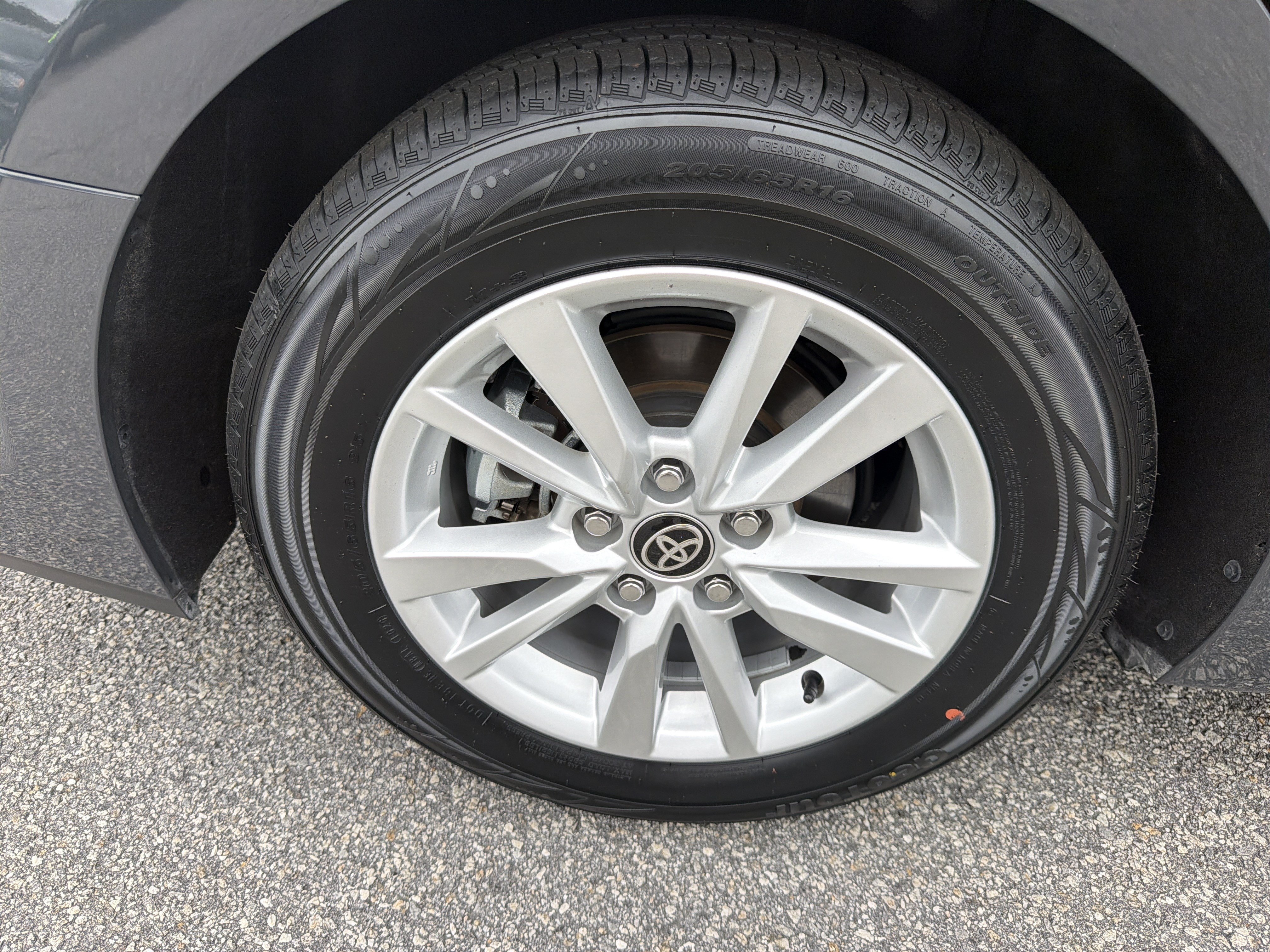 Certified 2025 Toyota Camry LE FWD image 27