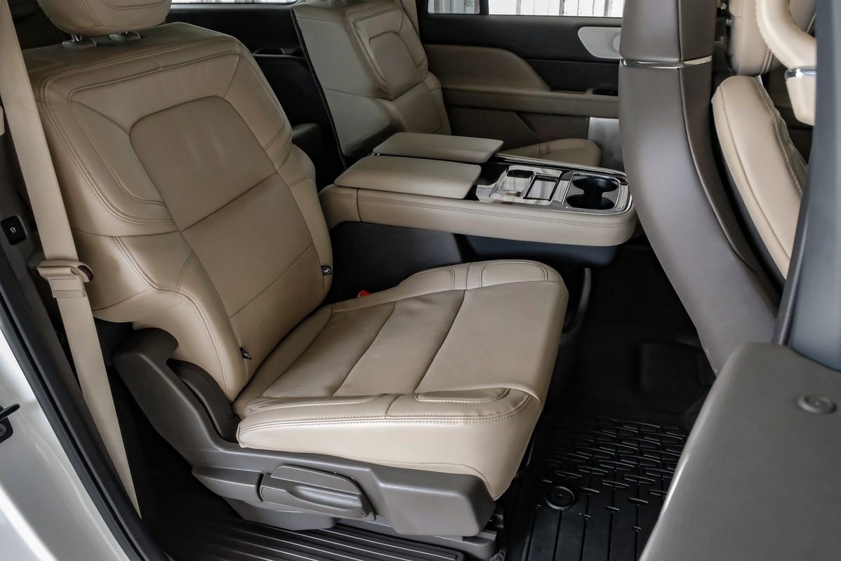 Used 2022 Lincoln Navigator L Reserve AWD/4WD image 33