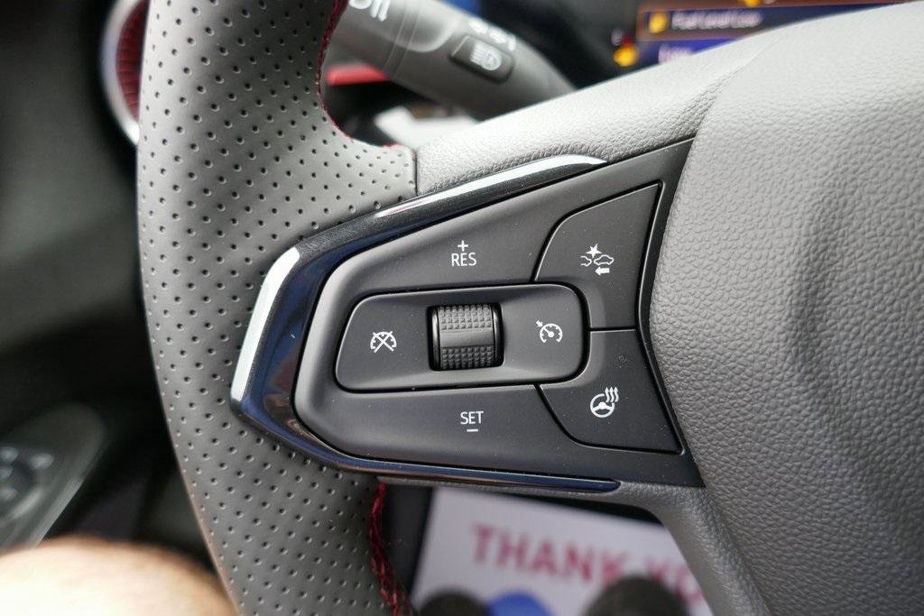 New 2026 Chevrolet Trax RS w/ Sunroof Package image 15