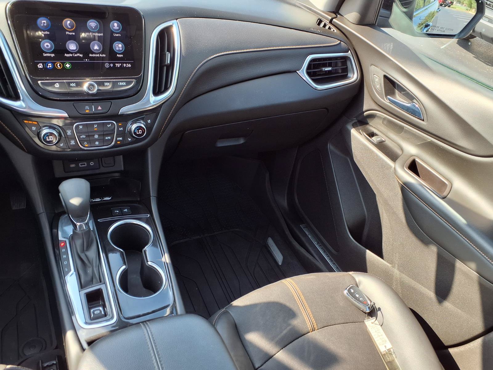 Used 2022 Chevrolet Equinox Premier FWD image 3
