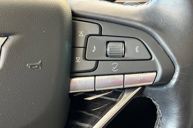 Used 2021 Cadillac Escalade ESV Sport w/ Driver Assist Tech Package AWD/4WD image 35