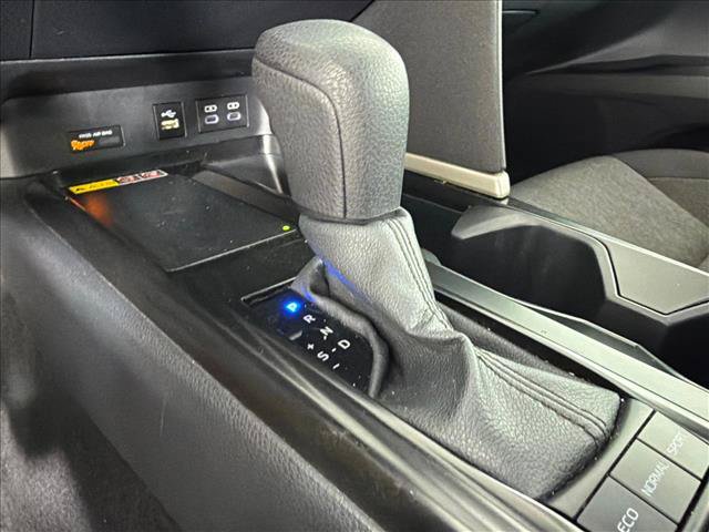 Used 2025 Toyota Camry LE FWD image 30