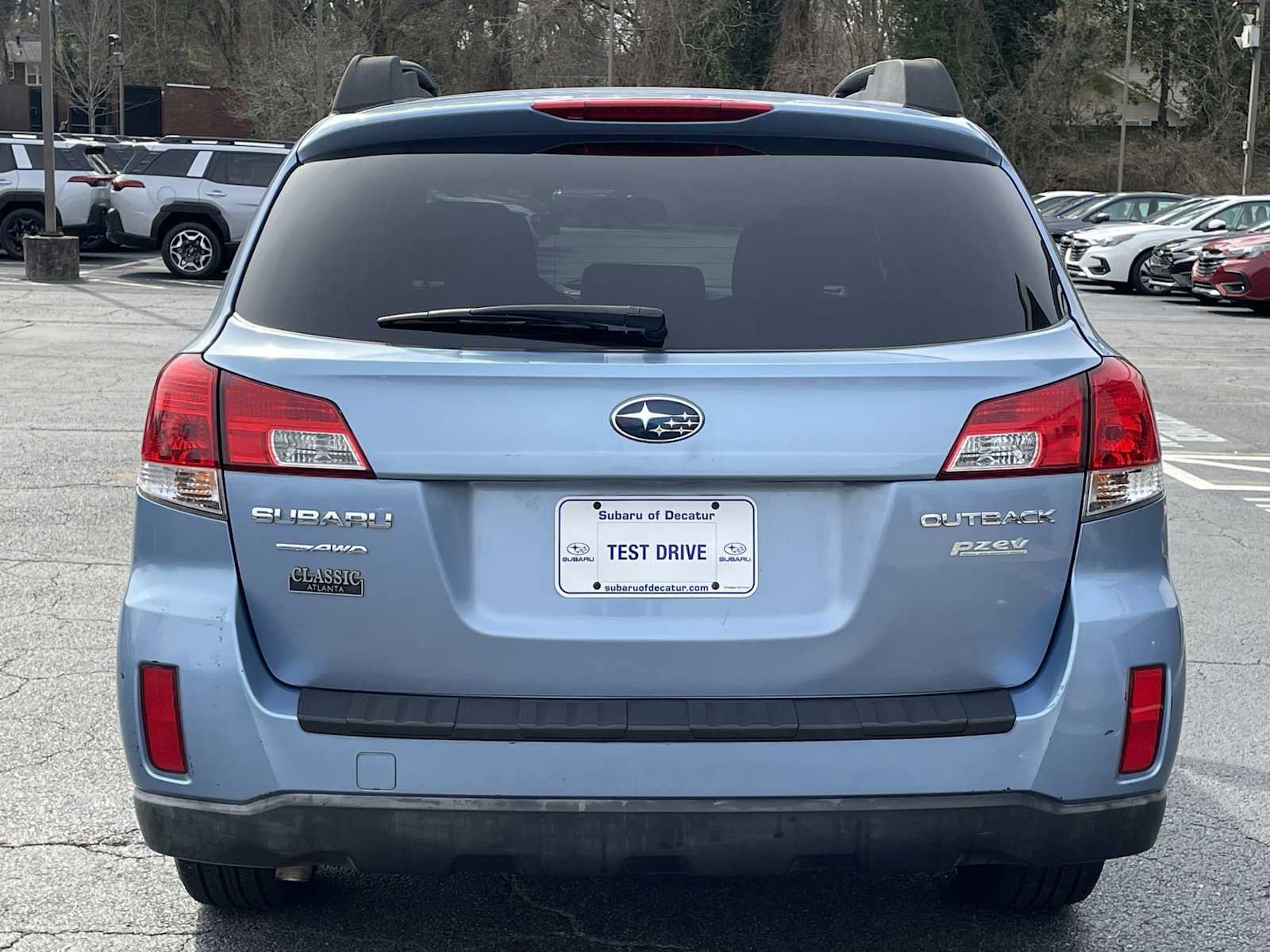 Used 2012 Subaru Outback 2.5i Premium w/ All-Weather Pkg image 2