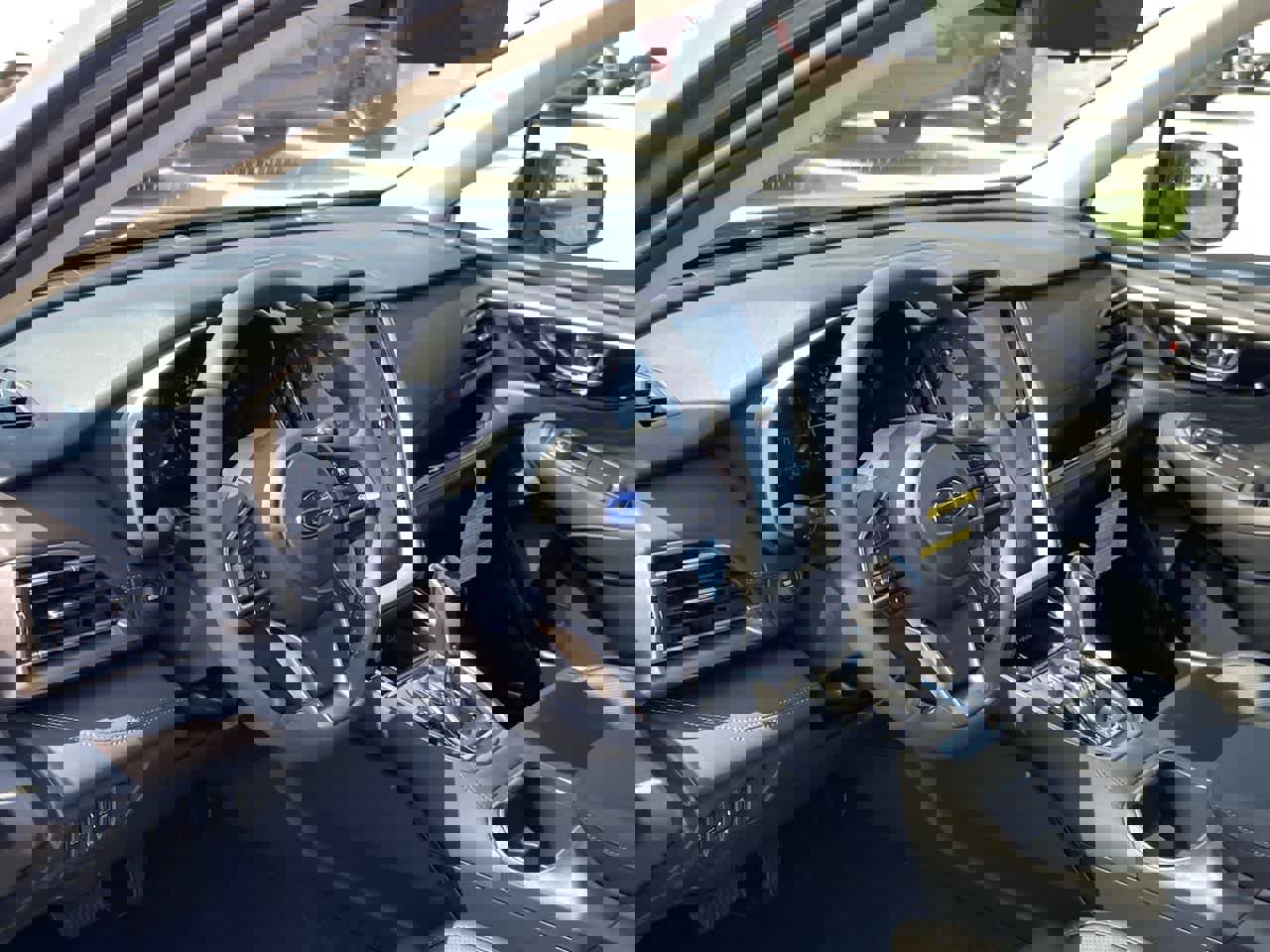 New 2025 Subaru Outback Touring XT image 2