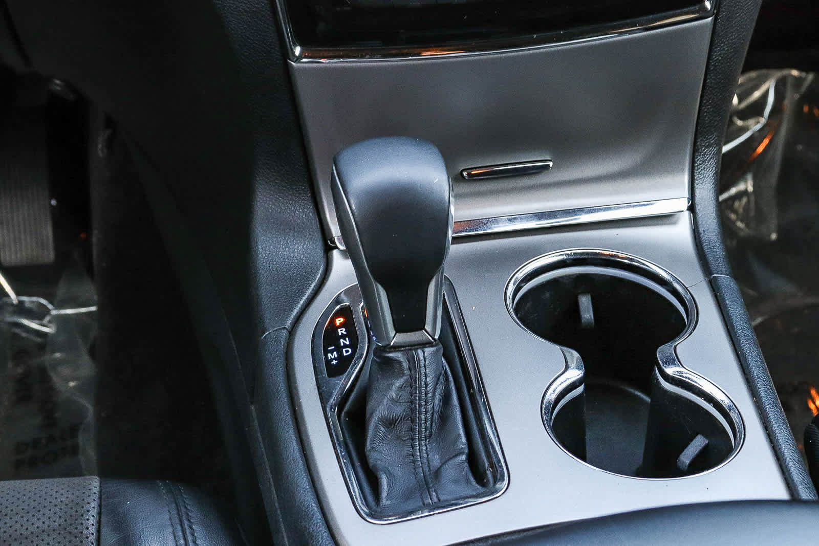 Used 2019 Jeep Grand Cherokee Altitude RWD image 24
