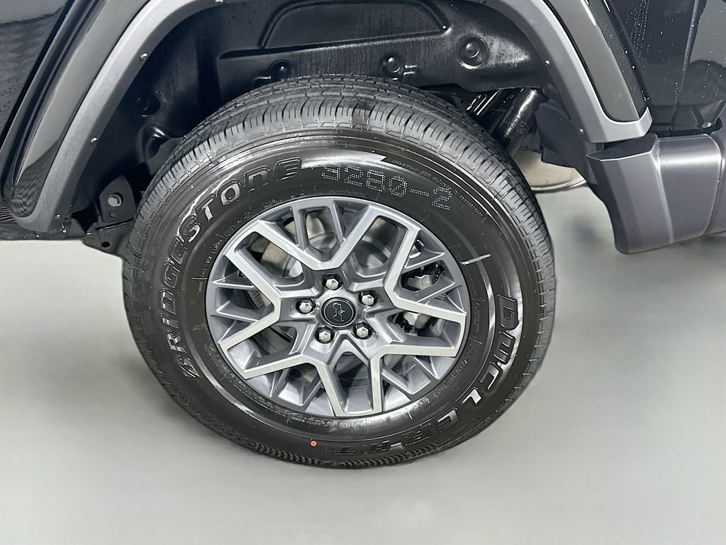 New 2025 Jeep Wrangler Sahara w/ Technology Group image 17