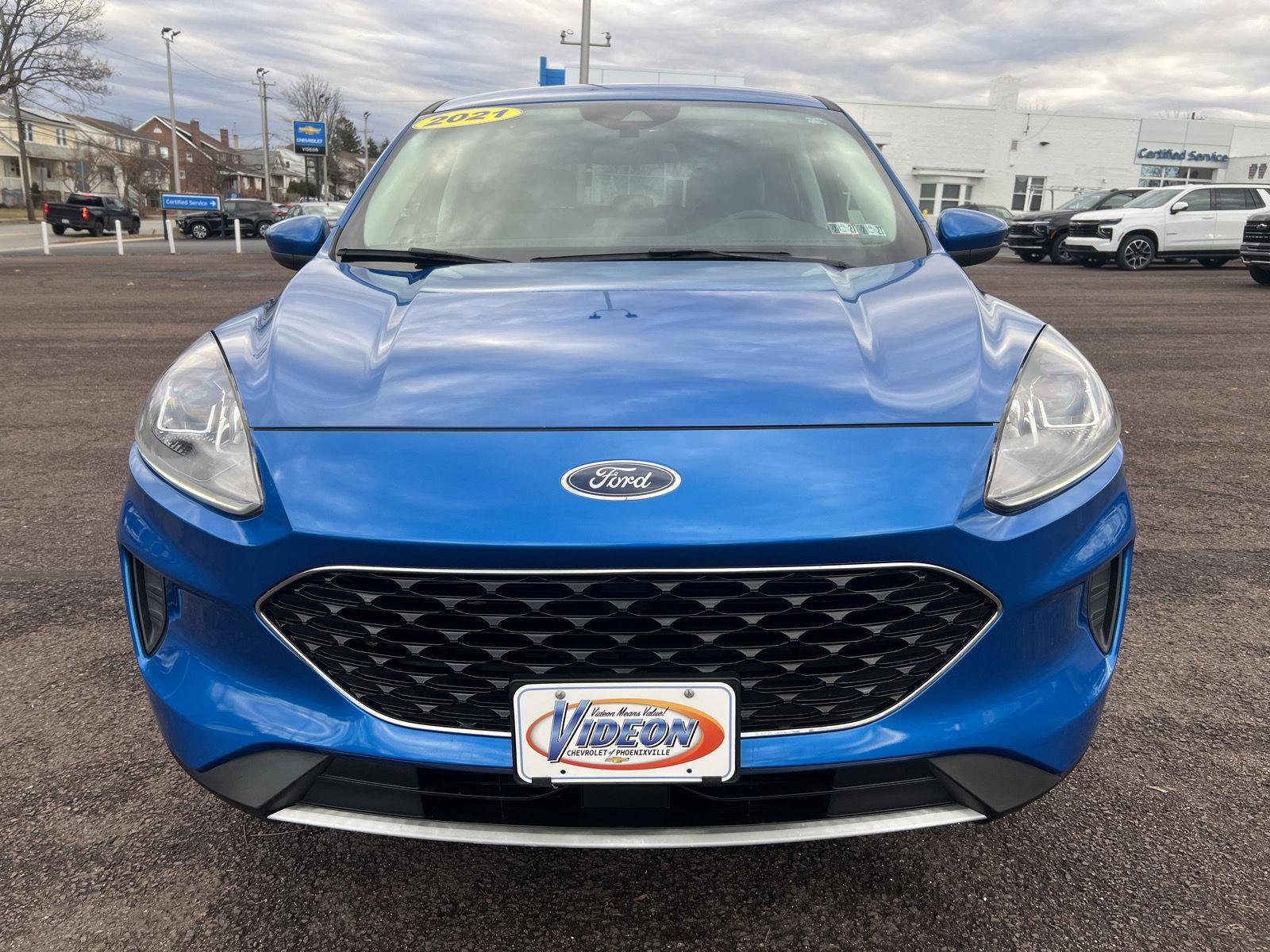 Used 2021 Ford Escape SE w/ Convenience Package image 2