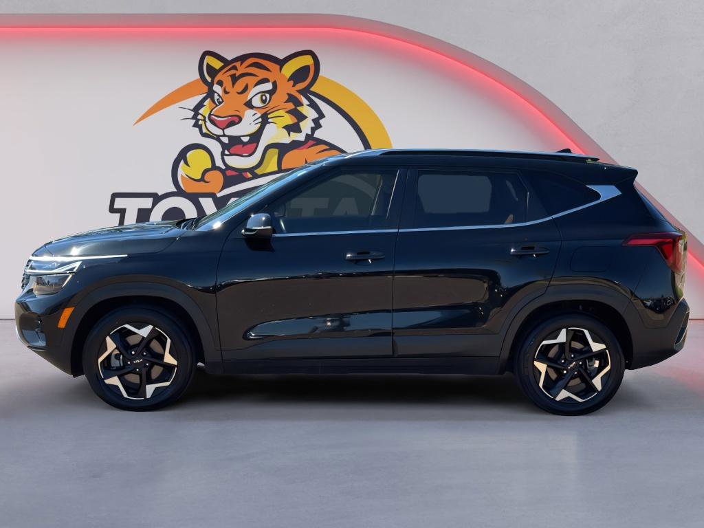 Used 2024 Kia Seltos EX image 8