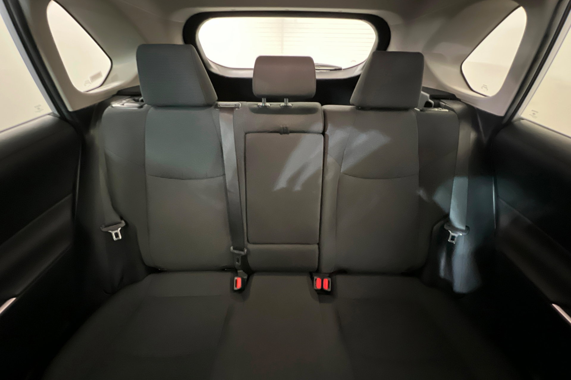 Used 2024 Toyota RAV4 LE image 26