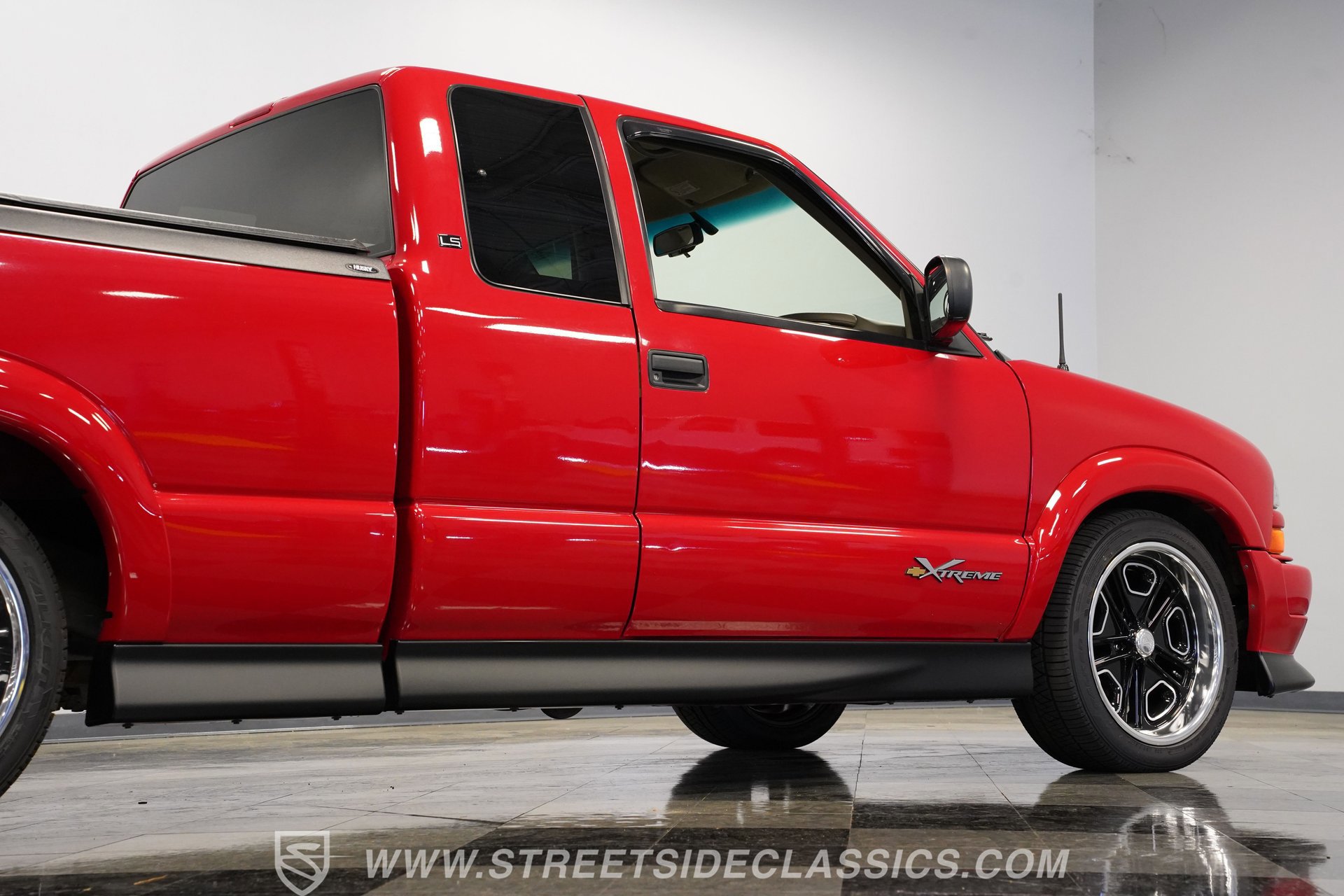 Used 2000 Chevrolet S10 Pickup Xtreme w/ Preferred Equipment Group RWD image 29